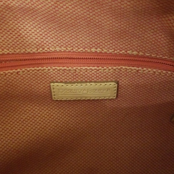 Dooney & Bourke Purse - Picture 3 of 9